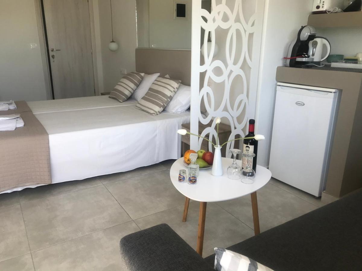 Sea View Apts & Suites By Pachiplex ماليا المظهر الخارجي الصورة