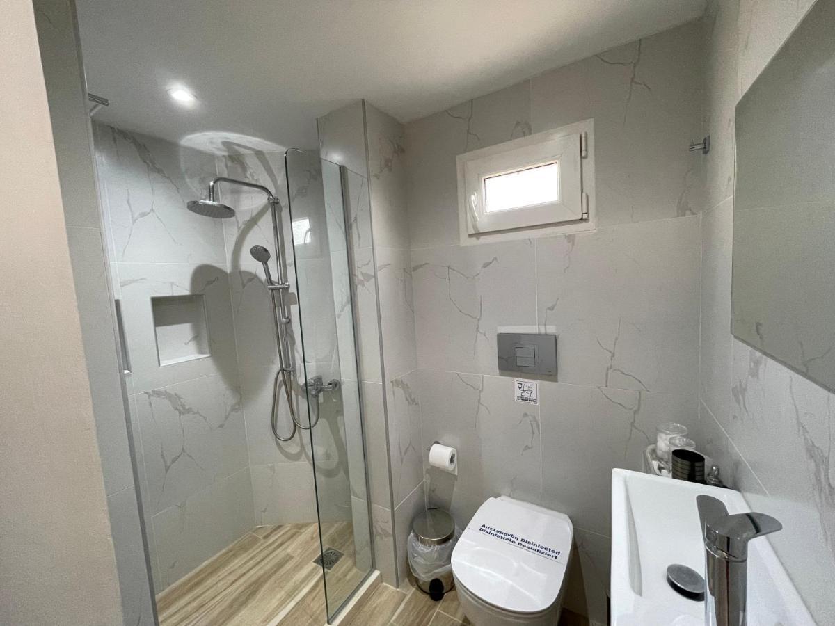 Sea View Apts & Suites By Pachiplex ماليا المظهر الخارجي الصورة