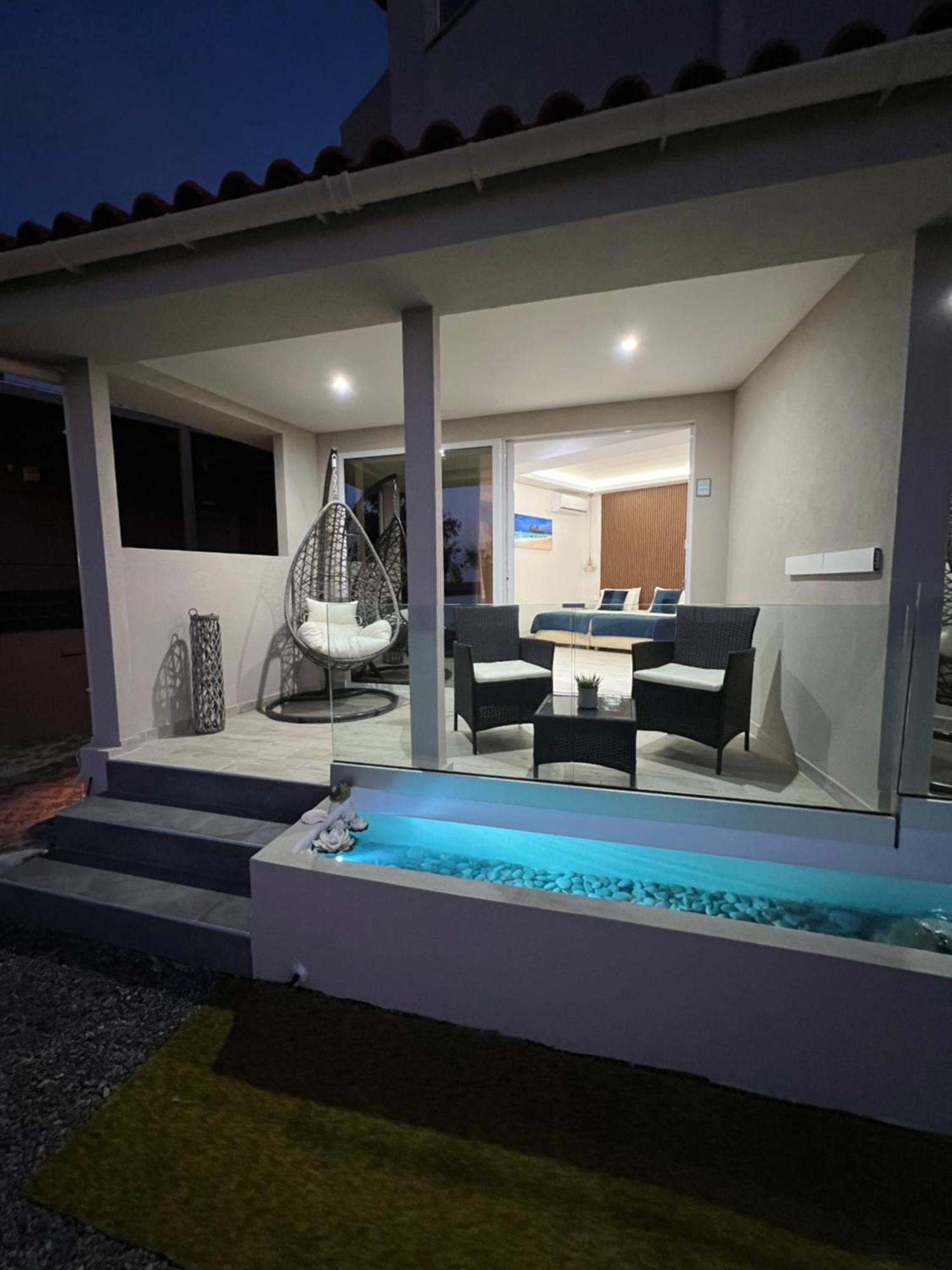 Sea View Apts & Suites By Pachiplex ماليا المظهر الخارجي الصورة